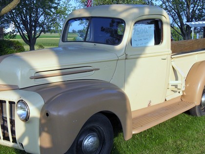 1946 Ford pick-up