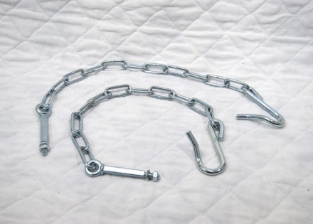 1941 – 1953 Chevy / GMC Tailgate Chains – Steel