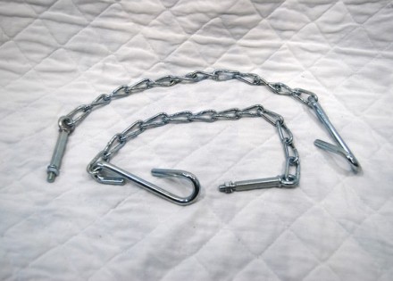 1954 – 1987 Chevy / GMC Tailgate Chains –  Steel