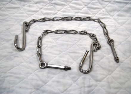 1954 – 1987 Chevy / GMC Tailgate Chains – Stainless Steel