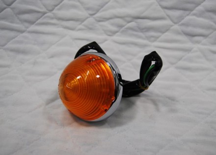 1955 – 1957 Chevy Truck Parking Light Assembly – Amber Lens